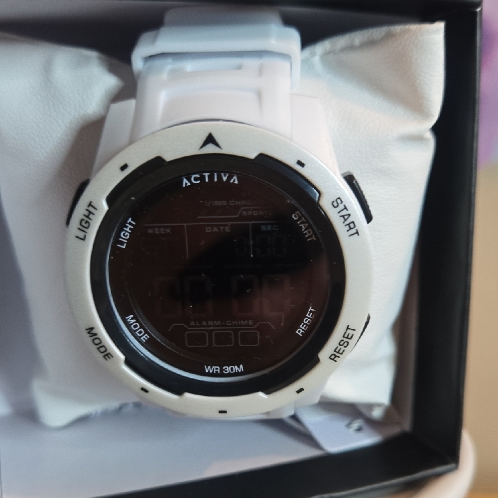 ACTIVA Black Box with Silver Logo